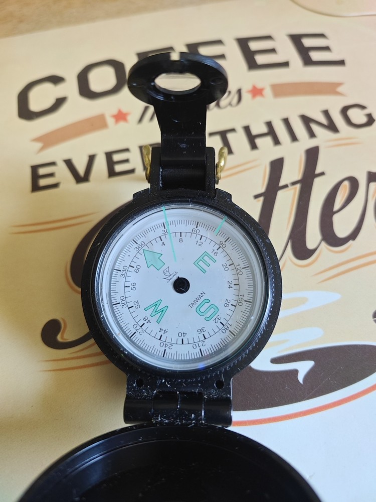 TOOLS Engineer Lensatic Directional Compass Vintage Black Durable Rugged Design