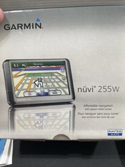 GARMIN nüvi 255W 4.3 inch GPS Navigator & Suction Cup Mount In Box EUC