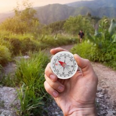 5pcs Outdoor Guide Tool Tiny Compass Educational Compass Toy
