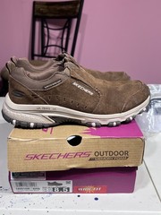 Skechers Outdoor Memory Foam Brown Leather Slip-On Shoes Size 8.5