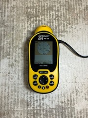 DeLorme Earthmate GPS PN-20 Handheld Hiking GPS, Battery Powered, Yellow/Black