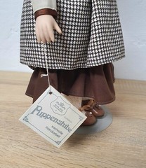 Guild Craft Dollhouse Porcelain Doll 40cm With Tags Original