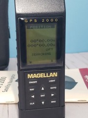 Magellan GPS 2000 Navigator Hunting Fishing Hiking Geocaching – Powers ON Guide