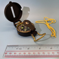 Lensatic Compass, Model 680 liquid filled for use on land/water unbranded Japan