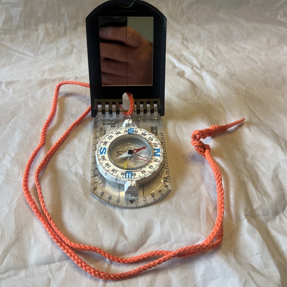 BRUNTON USA Mirrored Declination Compass Rear