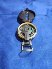 ENGINEER / BOY SCOUT DIRECTIONAL COMPASS