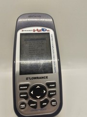 Lowrance iFinder H2OC 12 Channel GPS Receiver, Turns On. Read Description