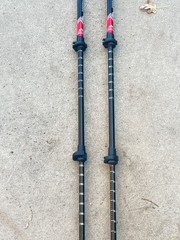 Croosie Outdoors Aluminum Trekking Poles 105-135CM .. 5U
