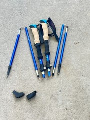 Set of Team Jaunty Folding Trekking Poles 120-135CM .. 75A