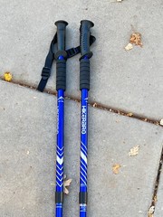 Set of Hikerbro Duralumin trekking Poles 135CM .. 10