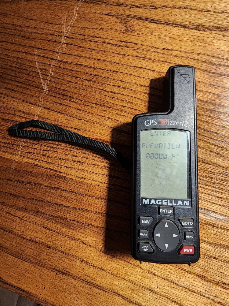 Magellan GPS Blazer 12 Satellite Navigator