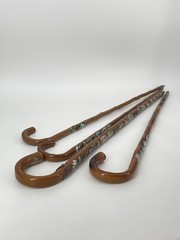 * 4 x WALKING STICK WALKING STICK ALPINE HIKING VINTAGE GERMANY AUSTRIA