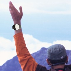 Wrist Compass with Fluorescent Dial Waterproof Compasses for Hiking Camping Tool