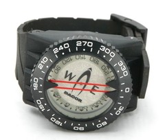 Dacor Underwater Wrist Compass With Long Rubber Strap. NO AIR BUBBLES. Ex.