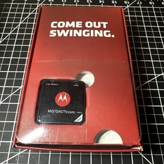Motorola MOTOACTV 16GB Golf Edition GPS Sports Watch and MP3 Player