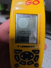 Lowrance iFinder Go 16 Channel Receiver Yellow, Powers On No Instructions