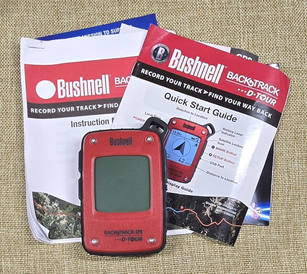 NEW Bushnell Backtrack GPS D-Tour Handheld GPS Unit 360300 Compass Altimeter