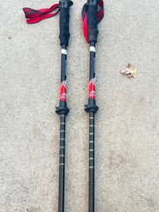 Croosie Outdoors Aluminum Trekking Poles 105-135CM .. 5U