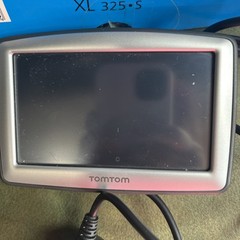 TomTom XL 325 S Car GPS USA/Canada Maps 4.3″ LCD Touch Screen Tested & Working