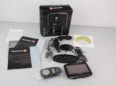 TomTom GO 920T TRAFFIC Portable GPS Navigator 920-T USA/Canada/EUROPE Maps