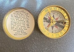 Vtg Sun Mfg. Co. Brass Cased Navigational Pocket Compass Sun Dial Hiking Hunting