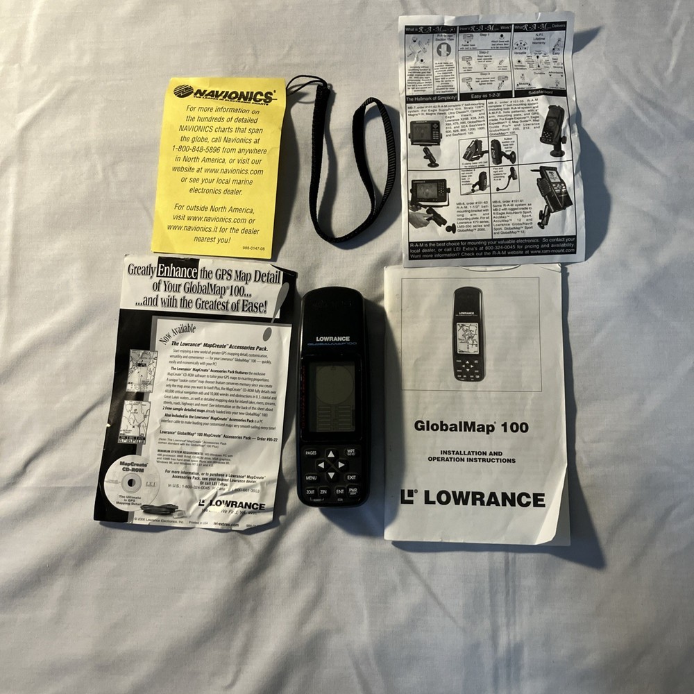 Lowrance GlobalMap 100 Marine Handheld GPS Receiver – Tested, Works.