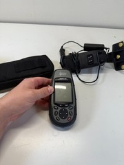 Magellan Meridian Platinum Handheld GPS w/ Car Mount & Case – Untested