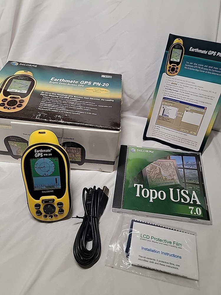 DeLorme Earthmate GPS PN-20 Handheld GPS With 7gb Memory Card & Charging Cable