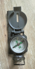 Military Style Compass Dark Green w/Millimeter Scale Adventure Handheld – NEW