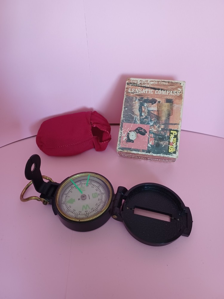 Engineers Lensatic Directional Compass by World Famous No 114 w/ Box