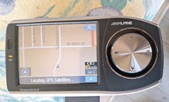 Alpine Blackbird PMD-B100T Automotive Portable navigation / Charging Dock