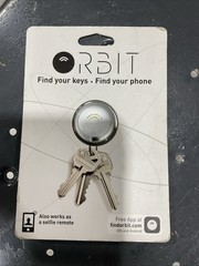 Orbit – Find Your Keys, Find Your Phone And Take A Selfie – Silver