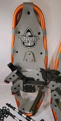 Sherpa Series 25″x8″ Snowshoes Adventure Pack With Telescoping Poles Carry Case