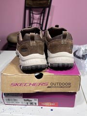 Skechers Outdoor Memory Foam Brown Leather Slip-On Shoes Size 8.5
