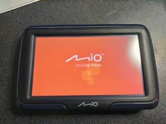Mio Moov M401 GPS Navigator System Automotive Mountable