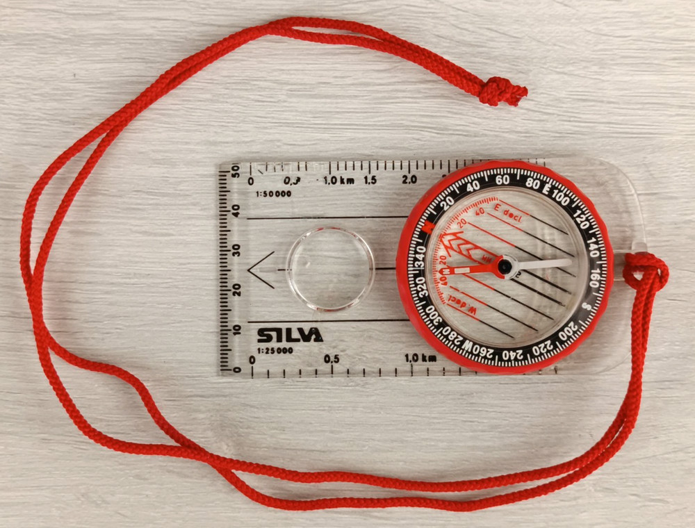 SILVA COMPASS 1:25000 – GOOD CONDITION