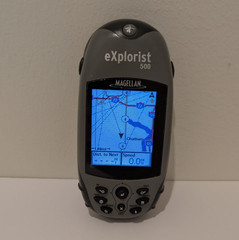 Magellan eXplorist 500LE Handheld GPS Rechargeable Geocaching Hiking Boating