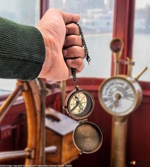Nautical Compass Go Confidently in The Direction of Your Dreams! Live The Life