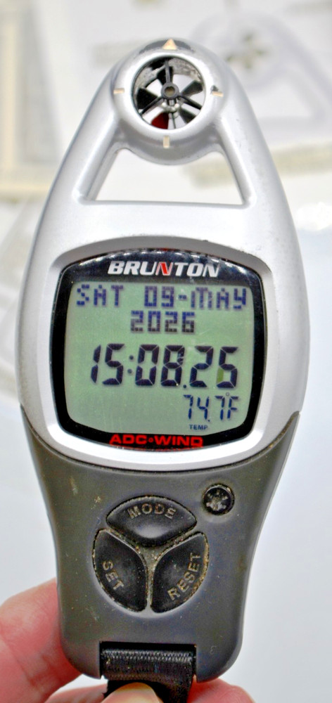Brunton ADC Wind Handheld Weather Station – Time Alarm Wind – New Battery Tested