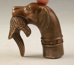 RARE VICTORIAN OLD BRONZE HAND CARVED DOG BITE BIRD STATUE WALKING STICK HEAD