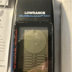 Lowrance GlobalMap 100 Marine Handheld GPS Receiver – Tested, Works.