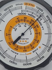 Sun Company Altimeter 202 – Battery-Free Altimeter and Barometer (Ft)