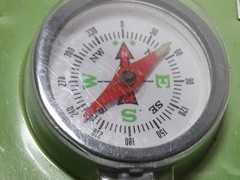 Coleman Liquid-Filled Pocket Compass Model 814A650T, NIP
