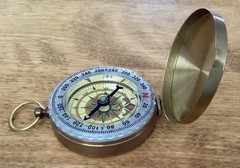 Kids’ Gold Toned Covered Case Pocket Compass W/Hanging Ring, 2” Diameter, EUC