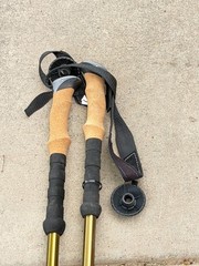 Set of Ozark Trail Trekking Poles 100-135CM … 10F