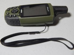 Garmin GPSMAP 60 Bundle with Belt Clip, Charger, Manual in Box -WORKS GREAT