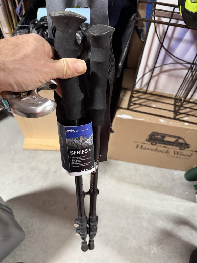 Trekking Poles Nordic Walking Hiking Sticks 2-Pack, Anti-Shock, Adjustable