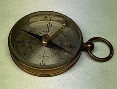Old Antique Brass German Pocket Compass No East O Odd 1 5/8” Dia 3/8” Tall Lock