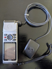 Garmin GPS 45XL Handheld GPS with Remote Antenna and Carrying Case