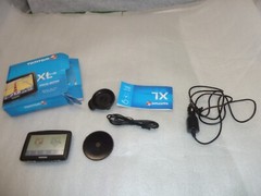 TomTom XL 335 SE Special Edition Car GPS 4.3″ LCD w Mount Box & Manual Tested